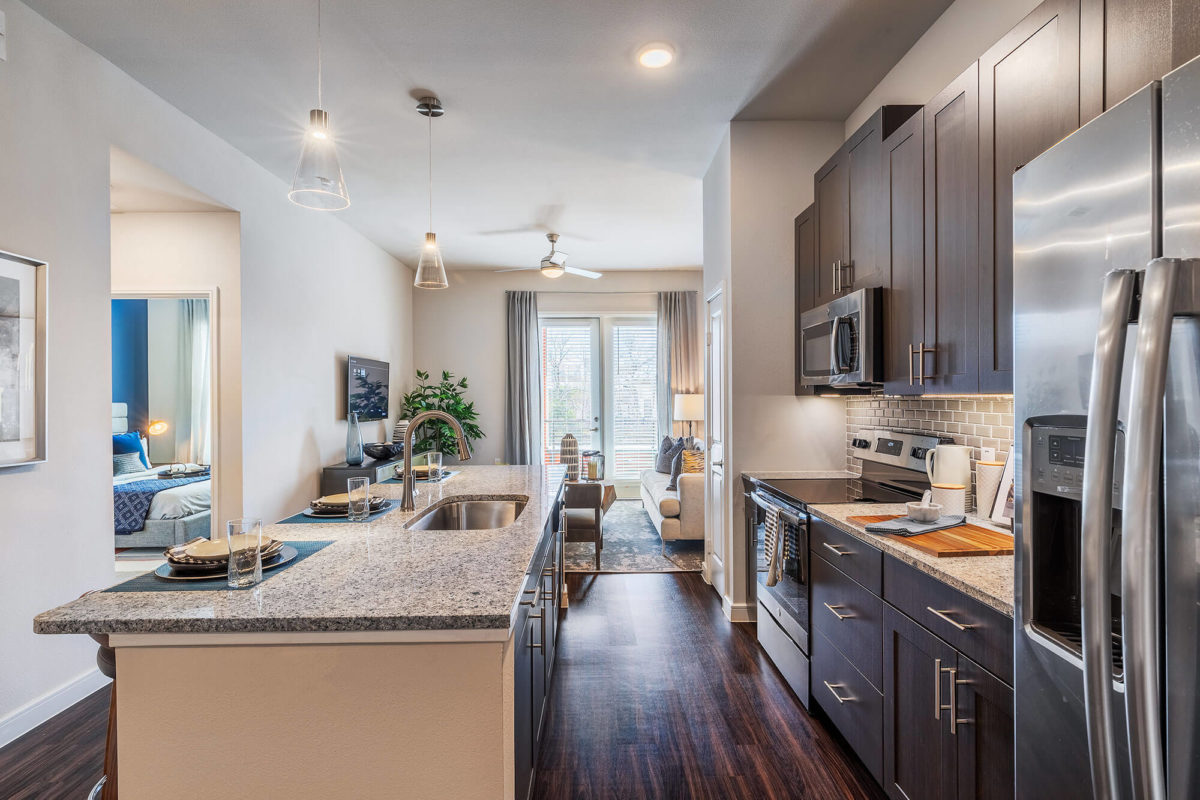 Upscale Richardson Apartments by Dallas Vantage Spring Creek